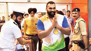 Tajinderpal singh toor is an indian shot putter and he was born on sunday, november 13, 1994, in khosa pando, moga district, punjab, india. Asian Games 2018 Gold Medallist Tejinder Pal Singh Toor Comes Home To Tragic News