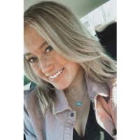 Bailey Bell's Instagram, Twitter & Facebook