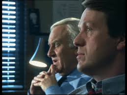 A Review of Morse Episode, 'Greeks Bearing Gifts'. Plus the Art, Music and  Literary References.