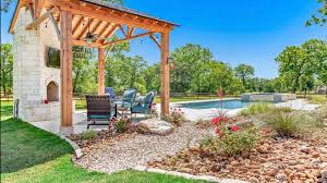 The world's greatest pools are built with pebble tec pool finishes. Plaster Vs Pebble Tec Pool Finishes Pros And Cons Paradise Oasis Pools