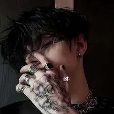 A‌I chat|1v1 Chat with Character Hiroki mori Fem for Free Personalized  Conversations|PolyBuzz