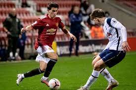 Jun 09, 2021 · united signed facundo pellistri from uruguayan side penarol in last year's summer transfer window. Manchester United Boss Solskjaer Sent Message Over When To Give Facundo Pellistri His Debut Manchester Evening News