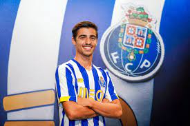 Pagina echipei fc porto) și paginile competițiilor (champions league, liga 1 și peste 5000 competiții din mai mult de 30 sporturi din toată lumea) pe. Fc Porto Fc Porto E Rodrigo Conceicao Assinaram Facebook