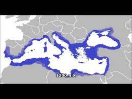 Πλεονεκτούσαν έναντι των ελλαδικών στο ότι διέθεταν εδάφη πλουσιότερα και στο ότι δεν χρειάστηκε να πολεμήσουν με τους ξένους εχθρούς τους για πολλές δεκαετίες (με εξαίρεση την ναυμαχία της κύμης που διεξήχθη εκτός. H Megalh Ellada 1200 P X Youtube