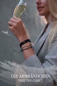 Kreiere deiner besten freundin das gleiche armband, das du auch dir gebastelt hast. Diy Armbandchen Basteln Freundschaftsbandchen Knupfen