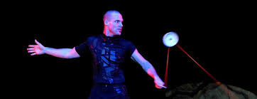 chapiteau.de - Hinterm Zelt - Alexander Xelo