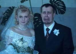 The Hapless Groom Wedding Humor Worst Wedding Photos Funny Wedding Pictures