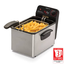 With a powerful heating element that offers uniform high heat throughout cooking, it perfectly fries potatoes, onion rings, seafood, chicken, vegetables and even donuts. Stainless Steel Profry Immersion Element Deep Fryer Deep Fryers Presto