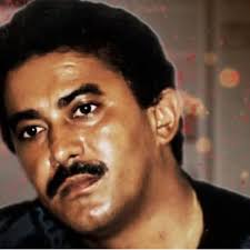 De cumpleaños,el gran compositor,Efrén Calderón Cujia.. Que "Musas"  enamoradas te sigan visitando y que una"Gaviota Herida" lleve tus bellos y  recordados versos a un público enamorado que, nunca te olvida.  "@efrencalderonc