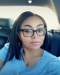 Crystal Simone's Instagram, Twitter & Facebook