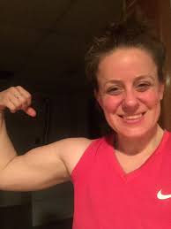 I made Saturday be my rest day, so I got dirty 30 done tonight and during  rest periods I managed to fold a load of laundry! Multi-tasking at it's  best!!