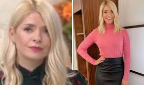 After securing an agent she started presenting a factual children's tv. Holly Willoughby Shares Backstage Snap As She Returns To This Morning After Covid 19 Scare Celebrity News Showbiz Tv Technocodex