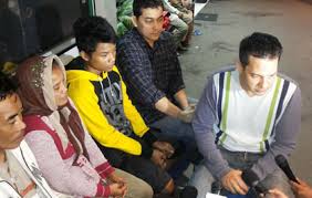 YOUTUBE CCTV KASUS ARI WIBOWO TABRAK KAKEK CHARMADI Ari Wibowo Bertanggung Jawab Kepada Keluarga Korban dan Acara Pemakaman Korban  Charmadi.