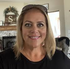 Danielle Shepard's Instagram, Twitter & Facebook