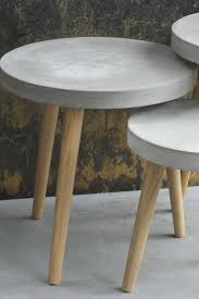 Runder Couchtisch Greyment Aus Beton In 2020 Couchtisch Rund Couchtisch Couch Beistelltisch