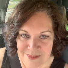 Tina Chalk's Instagram, Twitter & Facebook