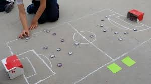 Se cogen las doce tabas entre ambas manos y se lanzan. 33 Ideas De Juegos Antiguos A Que Jugaban Los Ninos Antes Juegos Antiguos Juegos Juegos Y Juguetes
