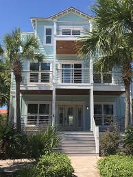 This is my very favorite colorful color from sherwin williams, and, where there's no alabaster on my walls, there's sea salt!! 25 Inspiring Exterior House Paint Color Ideas Joanna Gaines Exterior Paint Colors Sherwin Williams