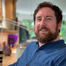 Molly Lay's Instagram, Twitter & Facebook