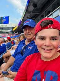 Thank you to everyone who shared our post yesterday. It gained the  attention of the right individuals to make this moment possible! What an  inspiring memory for this 13-year-old boy 💙 This