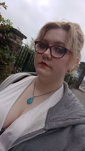 Update! : thank you all for the awsome feedback. I'm gonnadrop everyrhibg  off and restart when I'm next at my bestie as I can use their island as a  dumping ground for