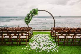 Tropical Oval Arch Oceanfront Wedding Ceremony Beachfront Weddings Wedding Venues Hawaii Beach House Restaurant