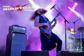 Nå sparker vi i gang igjen rock og metal konserter i norge. Tons Of Rock 2017 Bolzer The Moshville Times