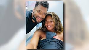 At 8 Lbs 1 Oz Russell Wilson Picks Up His Biggest Win Yet
