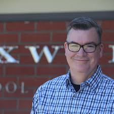 Maxwell's Alec Craig still loves teaching the third grade