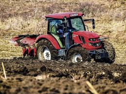 Tractoare agricole noi și second hand de vânzare.cumpar tractor md. Romania Produce Din Nou Tractoare Romania Libera