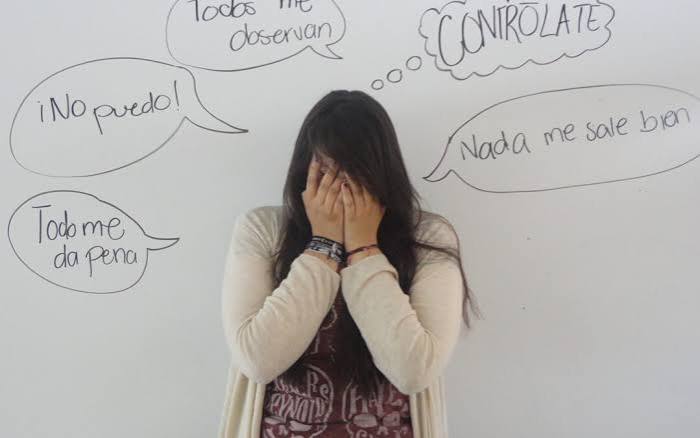 Cómo lograr que la opinión de los demás no me afecte? - Consulta de Psicología Ana García Rey