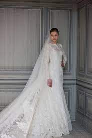 Long plain wedding dress with a fringe back. Reminds Me Of A Dress I Would Have Loved In 1983 Lace From Head To Toe So Pretty Monique Wedding Dress Long Sleeve Wedding Dresses Lace Wedding Dress Vintage