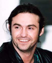 One day she stopped to say to me, how long have lived downstairs and with one eye on my sanity, and one running through her hair, i thought about the lonely nights but might stretch out ahead, her lips were carved with lipstick a deep volcanic red and she plays me to sleep, in the blistering heat of a summer night Marti Pellow Quits Wet Wet Wet After 30 Years To Concentrate On Solo Career