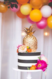 Birthday Rose Gold Pineapple Cake Design Gold Pineapple Cake Kate Spade Inspired Colorful Wedding Inspiration Featured On Midwest Bride Holidays Parties Pineapple Cake Cake Cupcake Cakes