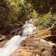 Air terjun sungai pisang ini adalah sebuah tempat wisata alam yang berada tak jauh dari kuala lumpur. Jomkita On Twitter Bonus Air Terjun Sungai Pisang Jln Bentong Lama Gombak
