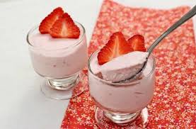 Creme Dessert Fraise Avec Thermomix Vous Etes A La Recherche De La Recette De Creme Dessert Aux Fraises Recette Creme Dessert Dessert Fraise Delicieux Desserts