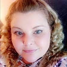 Cheryl Towers's Instagram, Twitter & Facebook