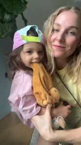 Denise Roy (@deniser0y)