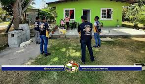 1.trompo, consiste en un juego mediante el cual un jugador intenta sacar a un trompo dentro de un circulo. Entrega Solidaria Clubactivo2030penonome Y Activo2030panamaoeste Realizan Donacion Conjunta En El Area De Coronado Provincia De Panama Oeste De Pampers Y Leche Pediasure Gracias Al Aporte Que Le Pueblo Panameno Da A La
