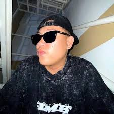 Jayson Enriquez Reyes (@reyesjeeey) • Instagram photos and videos