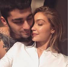Singer zayn malik and model gigi hadid are officially new parents. Gigi Hadid And Zayn Malik Feel Blessed To Be Pregnant In Quarantine