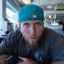 Atson Derek (@atson718) • Facebook