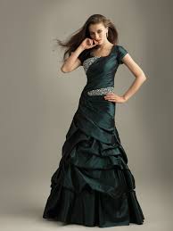 فساتين سهره لبنانيه 2013 اجمل مجموعه فساتين سهره سواريه لبنانيه 2013 -  تدوينات الأعضاء - الساحة العمانية