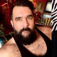 Barbara Maniaci's Instagram, Twitter & Facebook