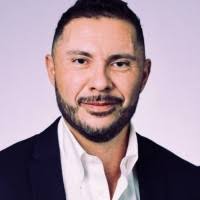 80+ perfiles de «Jorge Giner»