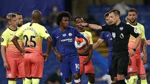 A mixup at midfield by the city defence allowed pulisic to rush on to a loose ball, with the u.s. Chelsea 2 1 Manchester City Pulisic And Willian Down 10 Man Visitors To Crown Liverpool