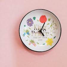 Read the rest of this entry ». ã‚­ãƒ³ãƒ—ãƒª King Prince ãƒ„ã‚¢ãƒ¼ãƒ­ã‚´æŽ›ã'æ™‚è¨ˆã®é€šè²© By Sakuraæ«» ãƒ©ã‚¯ãƒž