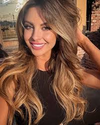 Carolyn Shackelford's Instagram, Twitter & Facebook