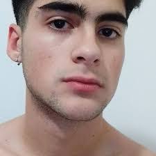 Erwin Rusli's Instagram, Twitter & Facebook