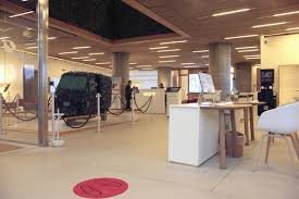 Per avere informazioni su unicredit subito casa, la società di intermediazione immobiliare del gruppo unicredit, visitare il sito www.unicreditsubitocasa.it, chiamare il numero verde 800.896.968 oppure rivolgersi a una filiale unicredit. Unicredit Smart Banking Milano Matteo Thun Wow Ways Of Working Webmagazine